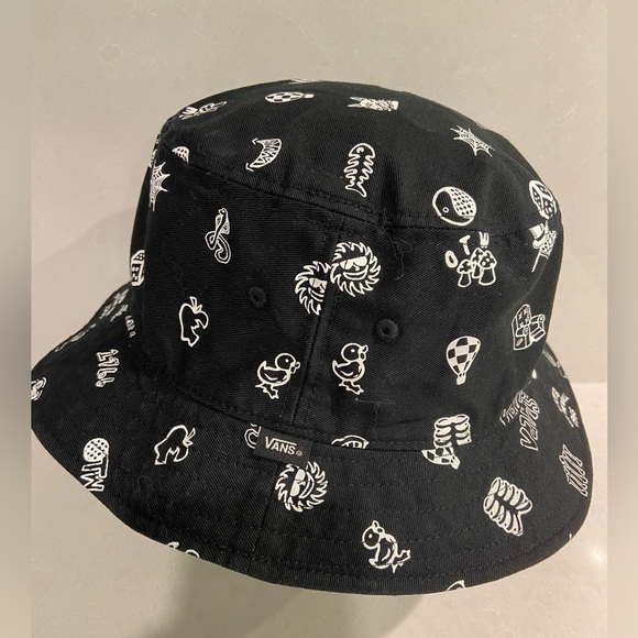 Vans Off The Wall Black And White Bucket Hat Skater Hat - Picture 1 of 15